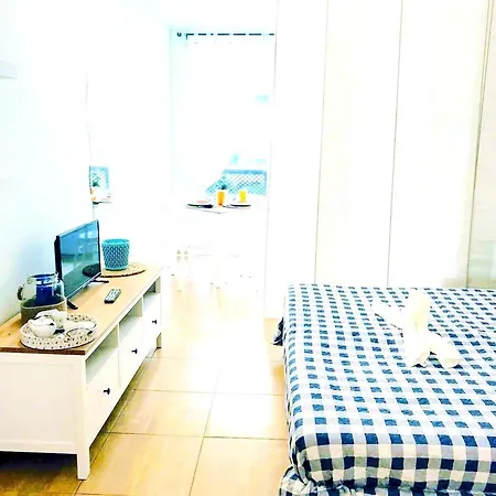 아파트 Studio In Puerto De La Cruz With Wonderful Sea View Furnished Balcony And Wifi 10 M From The Beach *