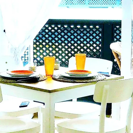 Studio In Puerto De La Cruz With Wonderful Sea View Furnished Balcony And Wifi 10 M From The Beach * 푸에르토 드 라 크루즈